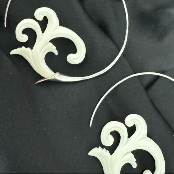 925 silver and bone earrings - Picture 3 of 3